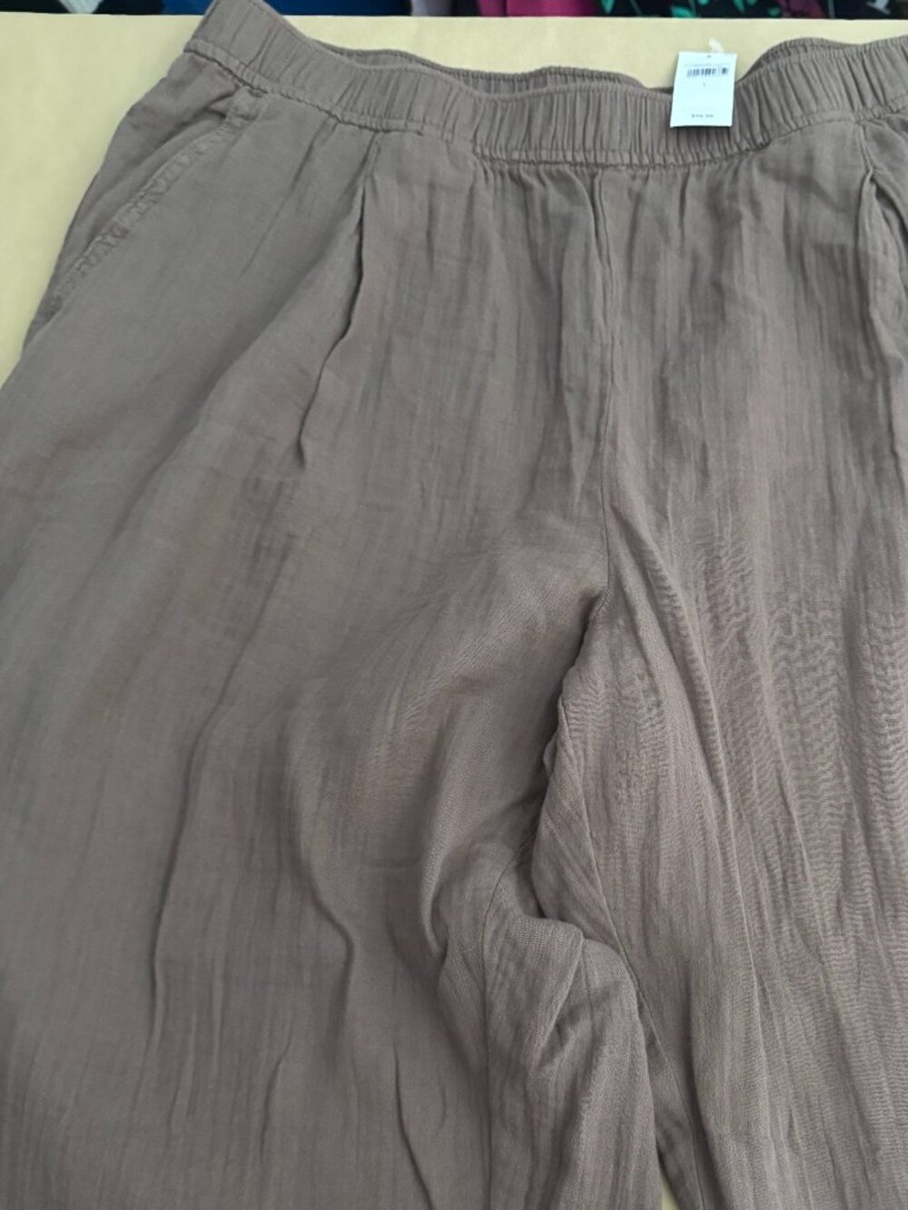 GAP mid rise pull on gauze barrel pants-NWT